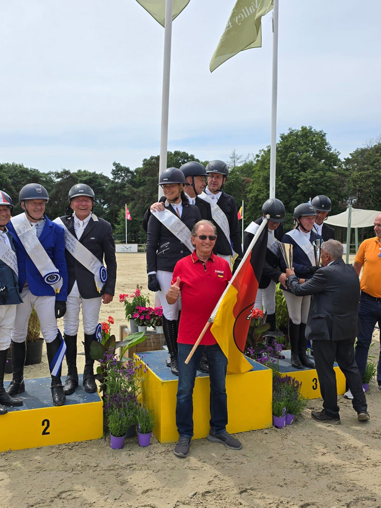 Deurne144